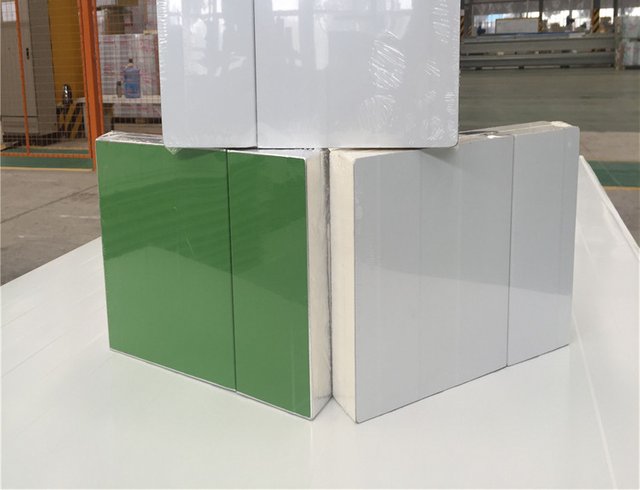 PIR Insulated Sandwich Wall Panels